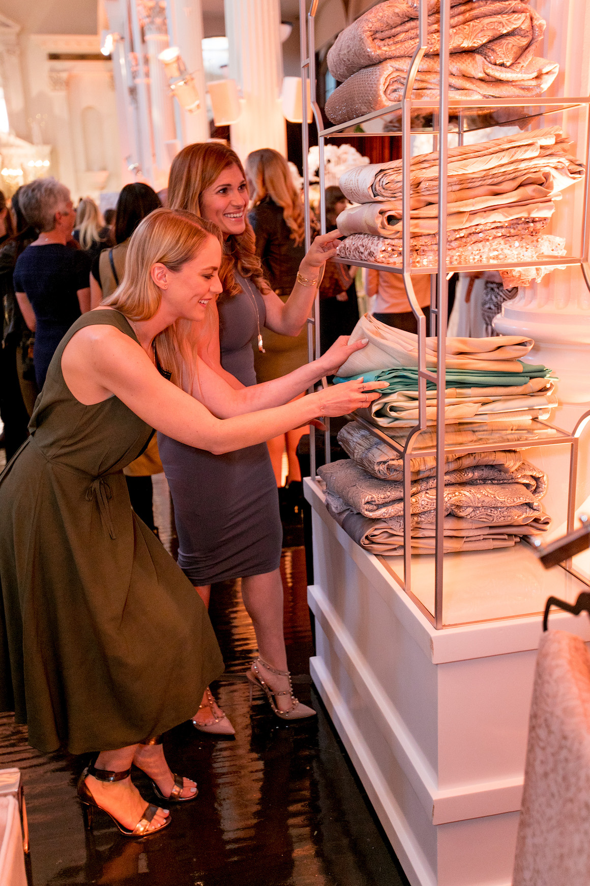 Hylah White Special Events, Linen, Bottega Louie, Luxe Linen, Luxe Launch