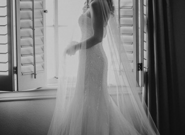 Wild-Whim-Amodio-hylah-white-wedding-004