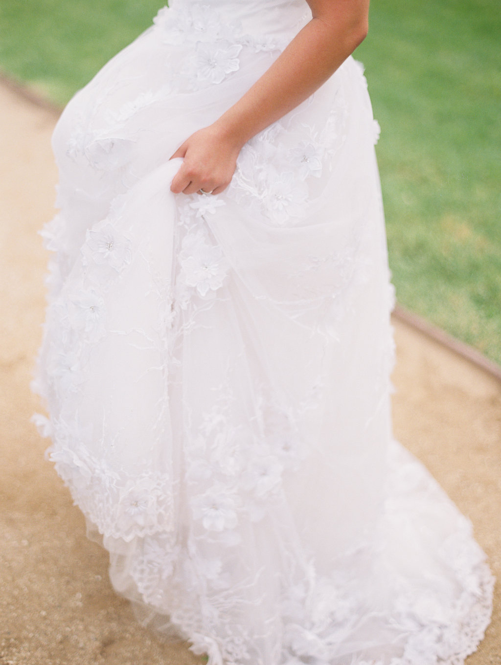 Diana-McGregor-Adamson-House-Malibu-Wedding_0017